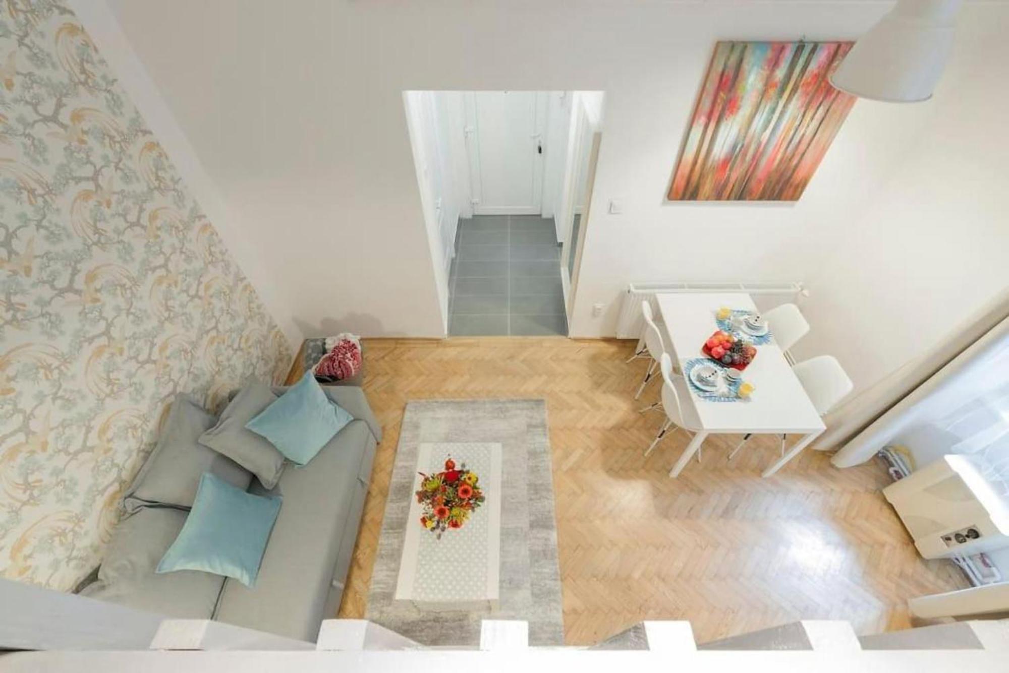 Apartment Nagymezo Gallery